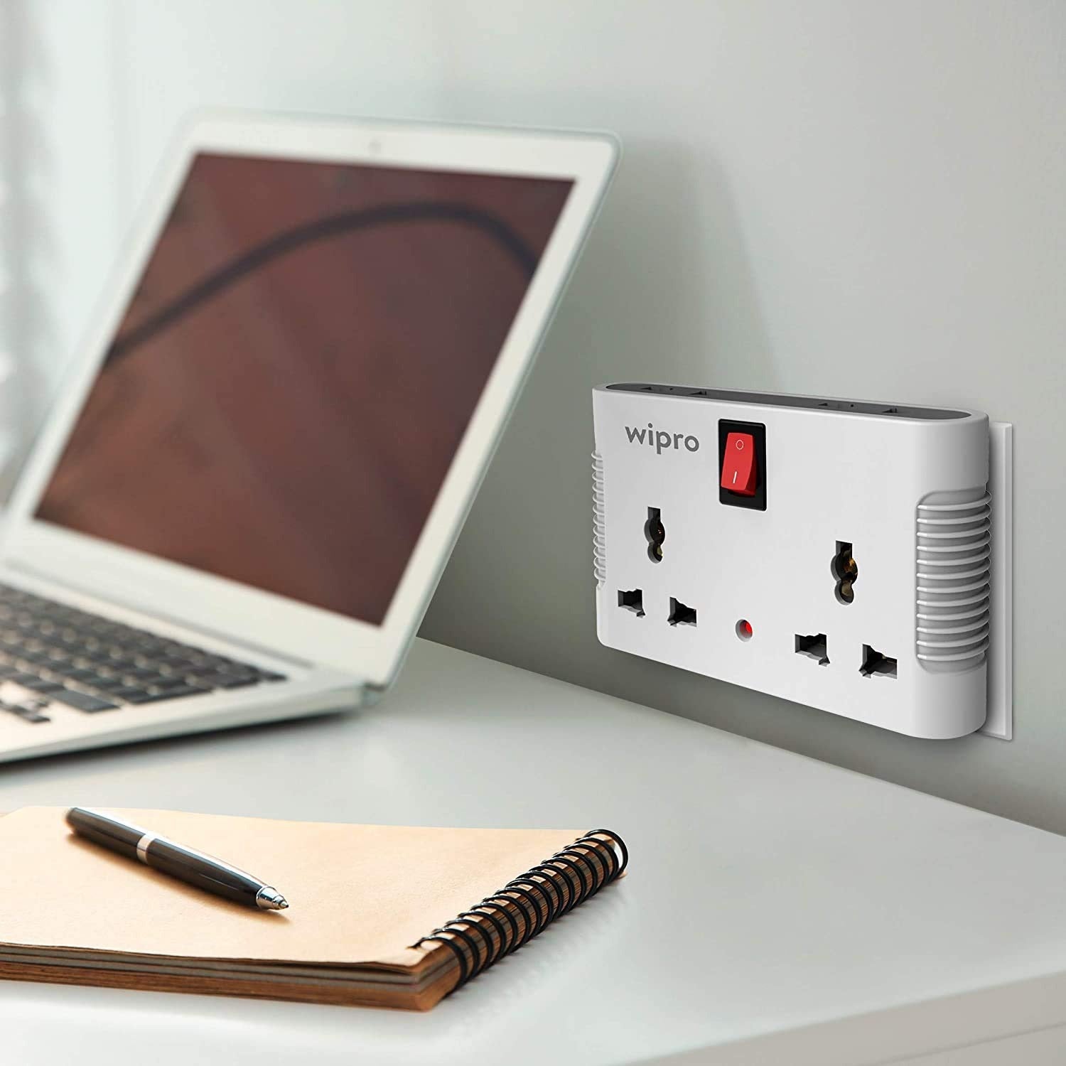 Wipro_.4_Way._Multiplug_Adaptor_with_2_Universal_Sockets
